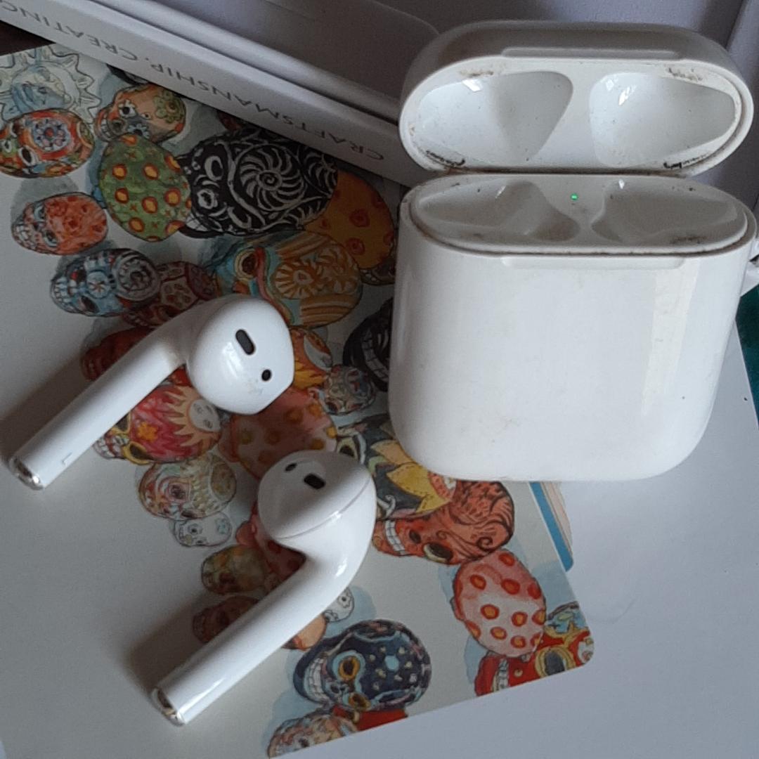 ☆ アップル AirPods ☆1st 100%/99% Apple エアポッズ