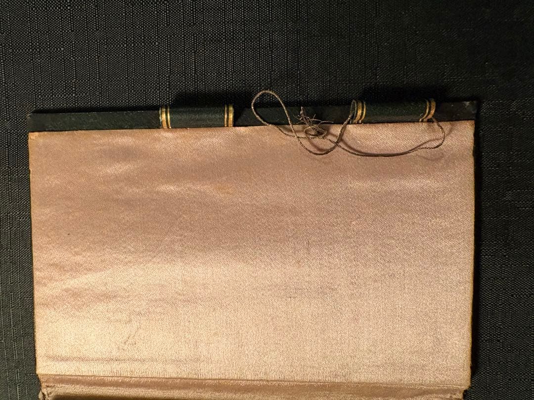 アンティーク、プチポワン（Petit Point）の手帳1820-1830頃製作