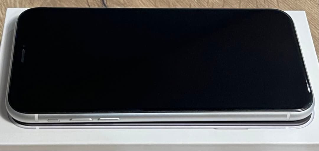 【極美品】 iPhone XR white 64GB 箱あり