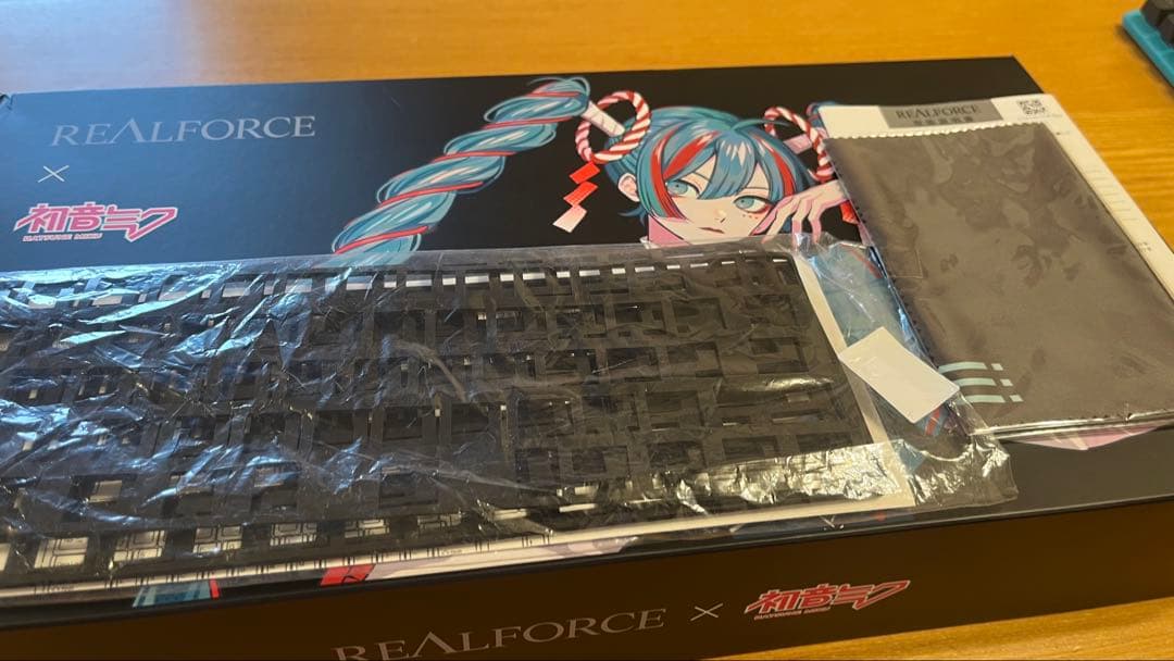 REALFORCE x 初音ミク GX1 45g 中古 キースペーサー付属