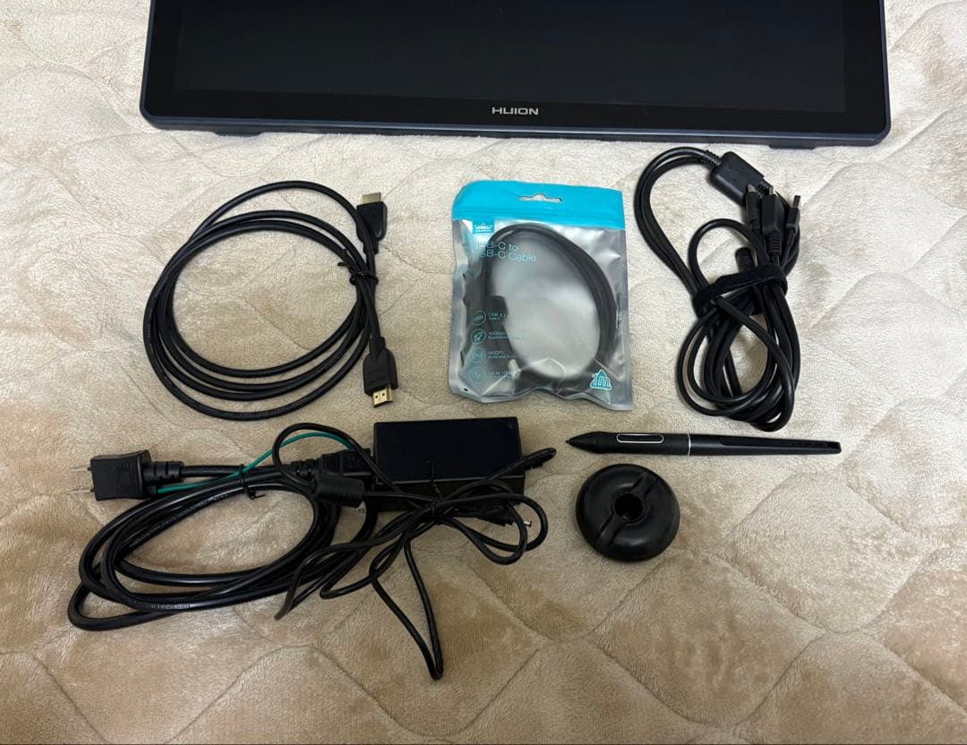 【中古】液タブ Huion kamvas 22 plus 21.5型