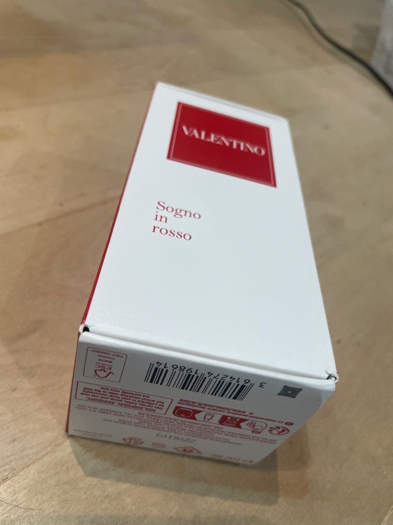VALENTINO Sogno in rosso 香水