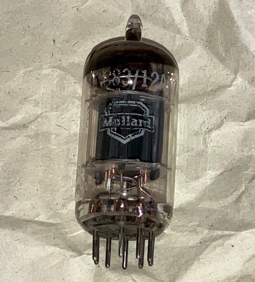 新品？ 真空管 MULLARD ムラード 12AX7 ECC83 英国製