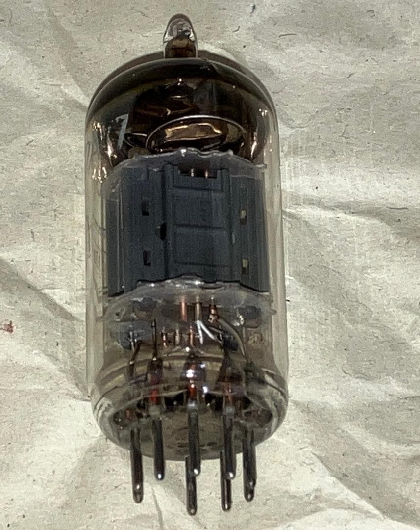 新品？ 真空管 MULLARD ムラード 12AX7 ECC83 英国製