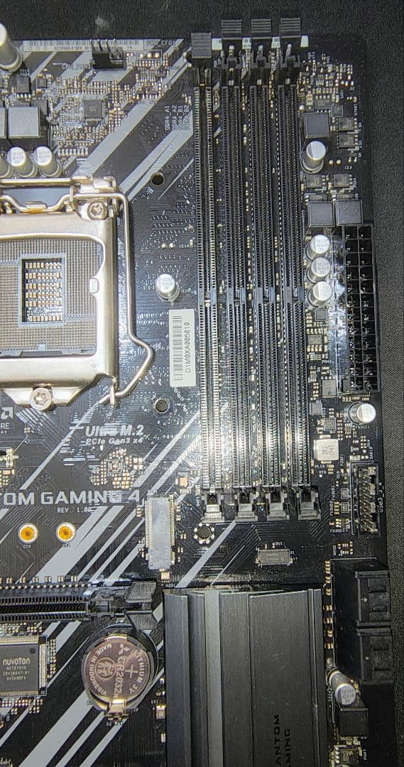 ASRock LGA1151マザーボード Z390PHANTOM GAMING4