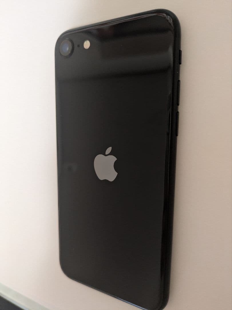 iPhone SE 第2世代 64GB ブラック SIMフリー バッテリー85%