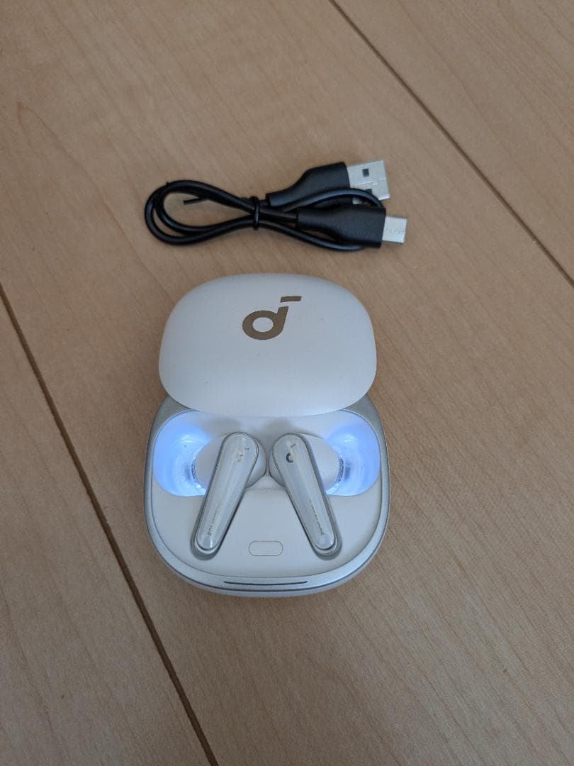 美品 Bluetooth イヤホン ノイズキャンセリング 3Dオーディオ 防水
