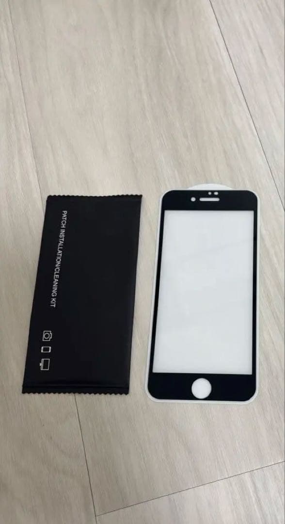 AppleiPhoneSE3 64GB SIMフリー フィルム付バッテリー82%