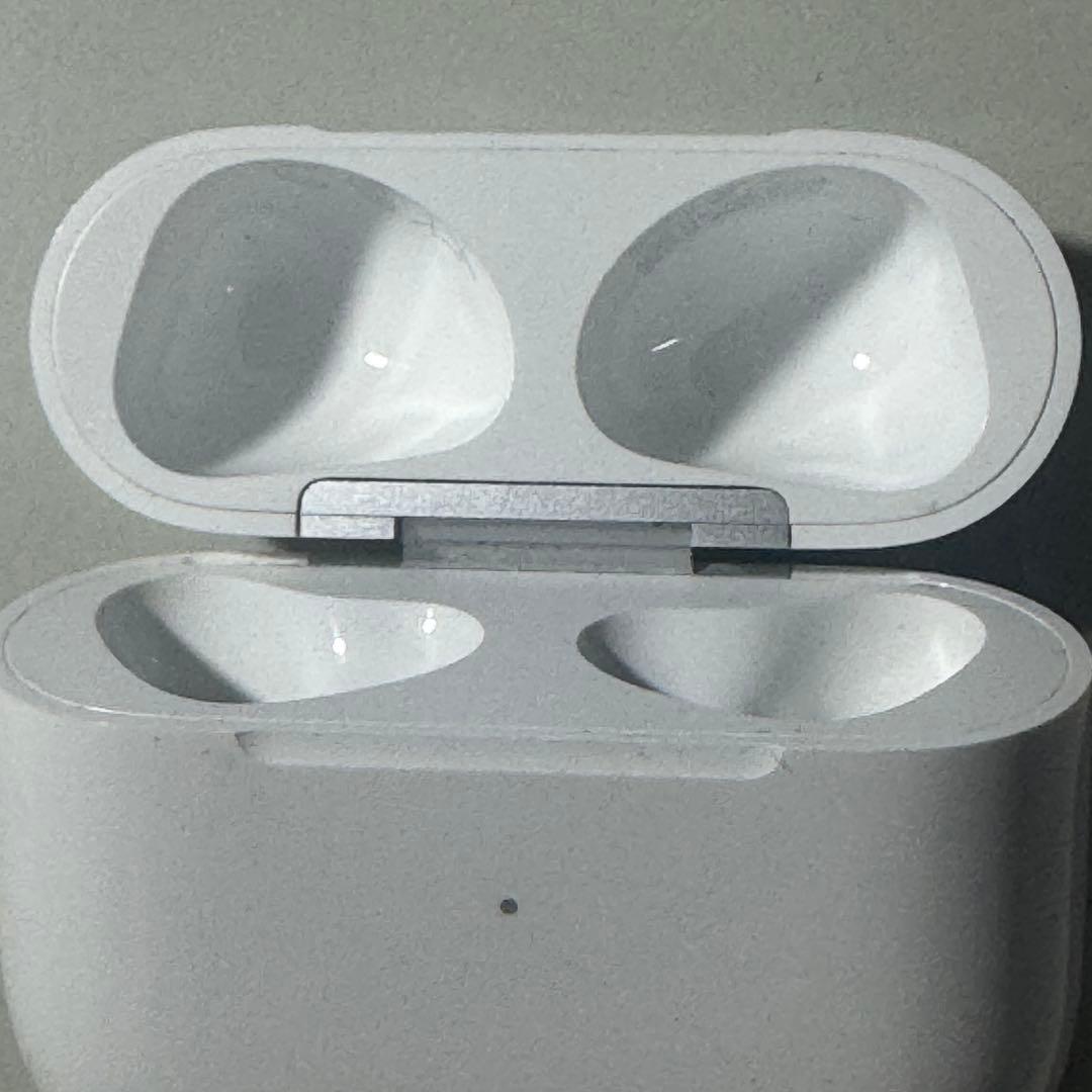 Apple AirPods(第3世代) ワイヤレス イヤホン