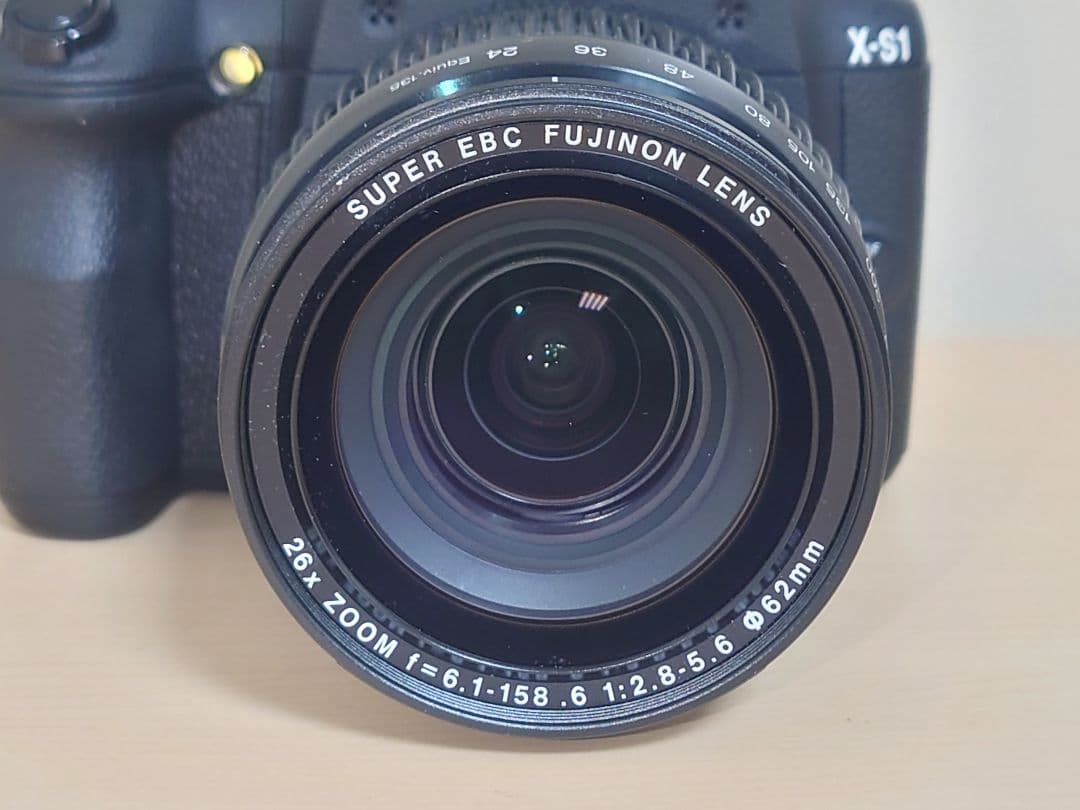 【動作良好】 FUJIFILM X-S1 コンパクトデジタルカメラ