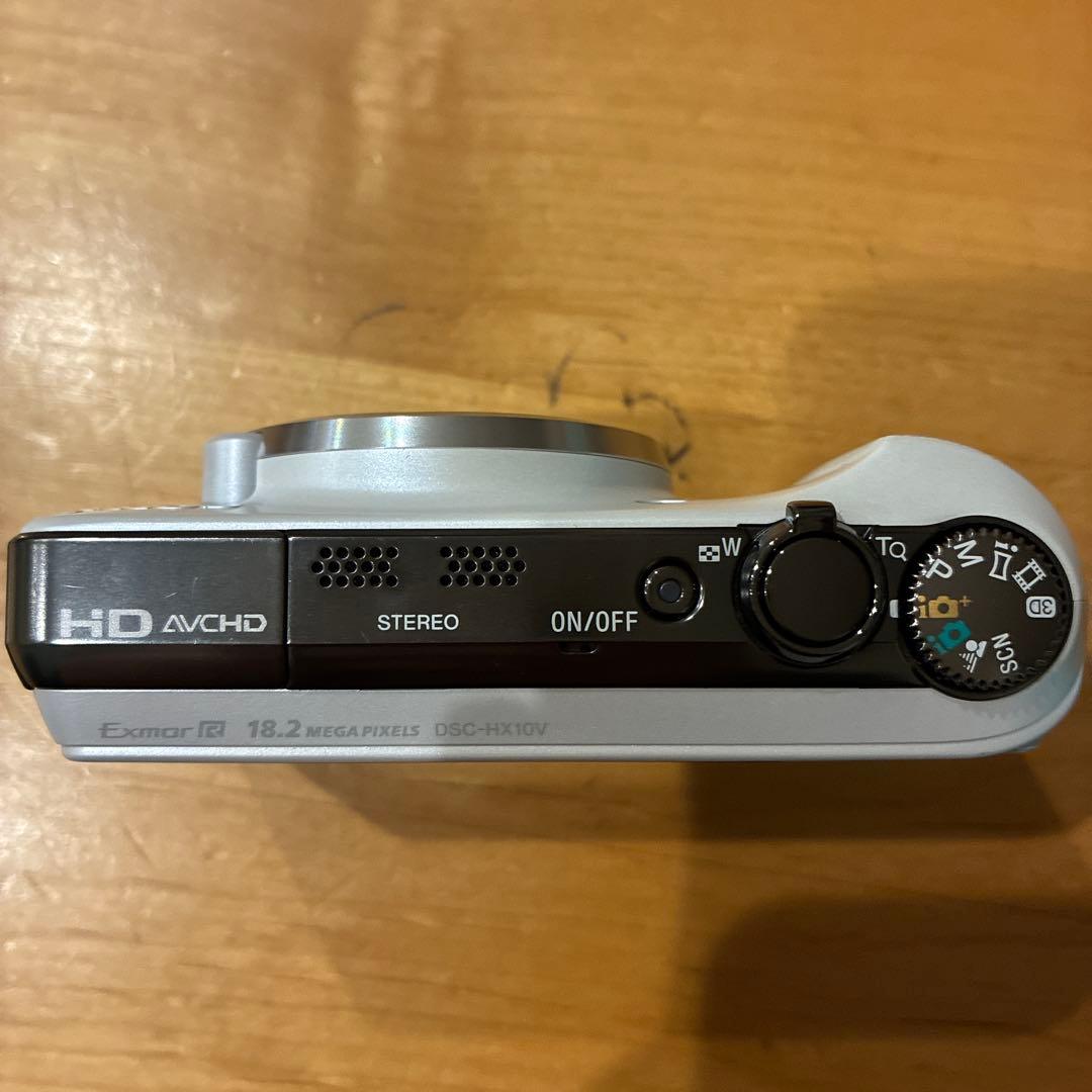 SONY Cyber-shot DSC-HX10V 本体と充電器