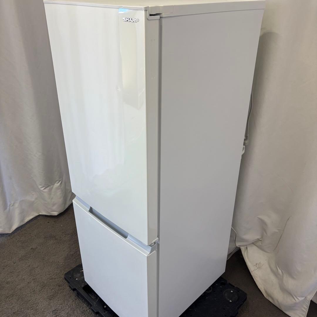 290⭕️冷蔵庫　シャープ　一人暮らし　大型　安い　綺麗　設置無料　洗濯機セット割