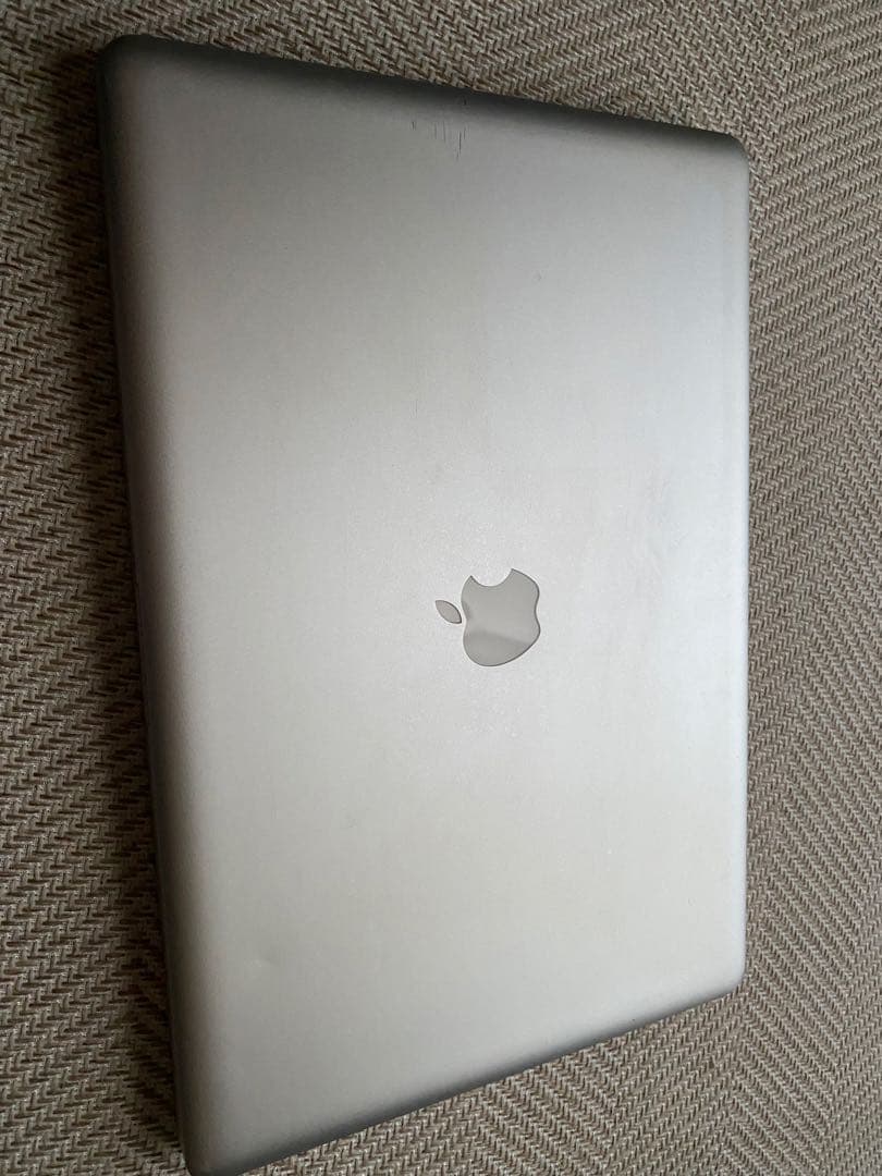 MacBook 17インチ ⭐️超貴重Mac⭐️ CPUもしかしたらCore i7