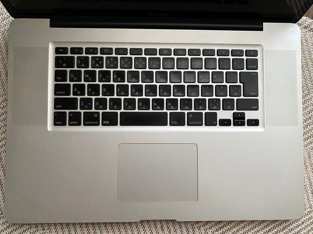 MacBook 17インチ ⭐️超貴重Mac⭐️ CPUもしかしたらCore i7