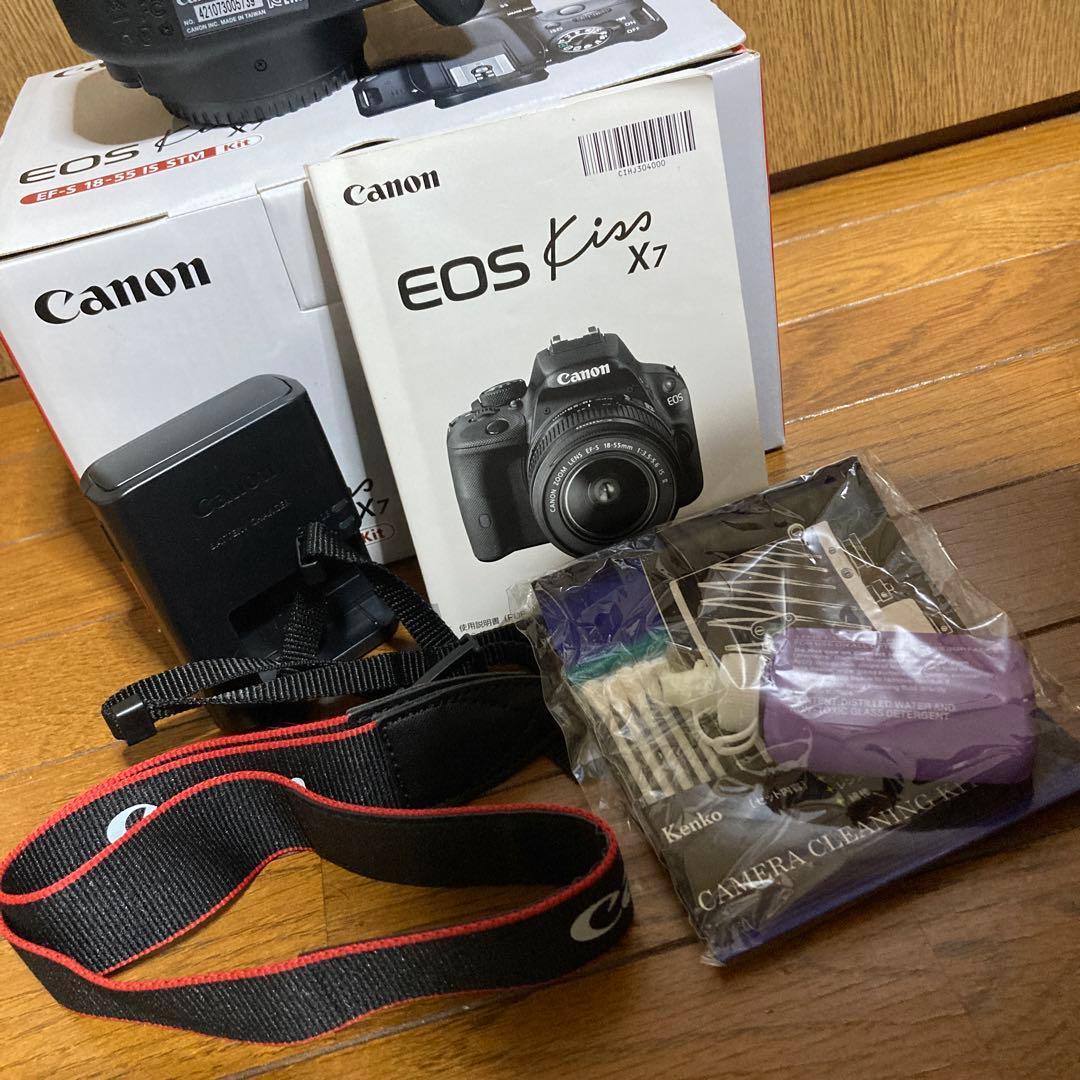 デジタルカメラ Canon EOS Kiss x7 DOUBLE ZOOM KIT