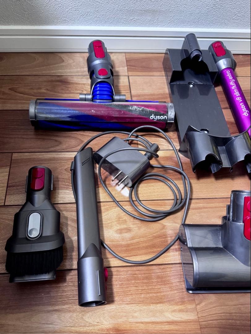 Dyson V8 slim fluffy extra 掃除機 セット