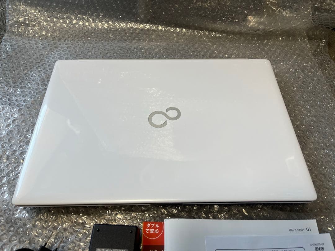 Windowsノート本体 FMV LIFEBOOK AH45/H1 FMVA45H1W i3 PC