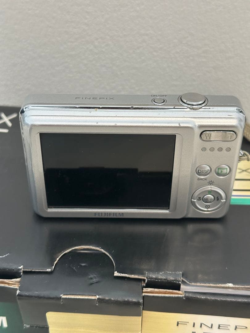 FUJIFILM 富士フィルム FINEPIX J30 デジカメ