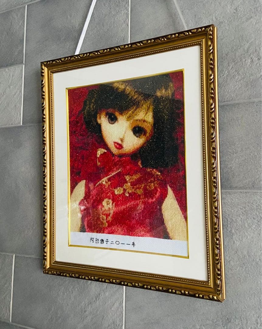 クロスステッチ刺繍　完成品　女の子　額付き　ハンドメイド　インテリア