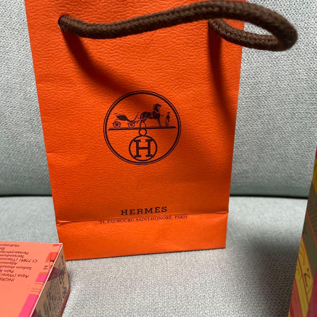 I*ん様 Twilly d'Hermès ボディシャワークリーム 200mL と