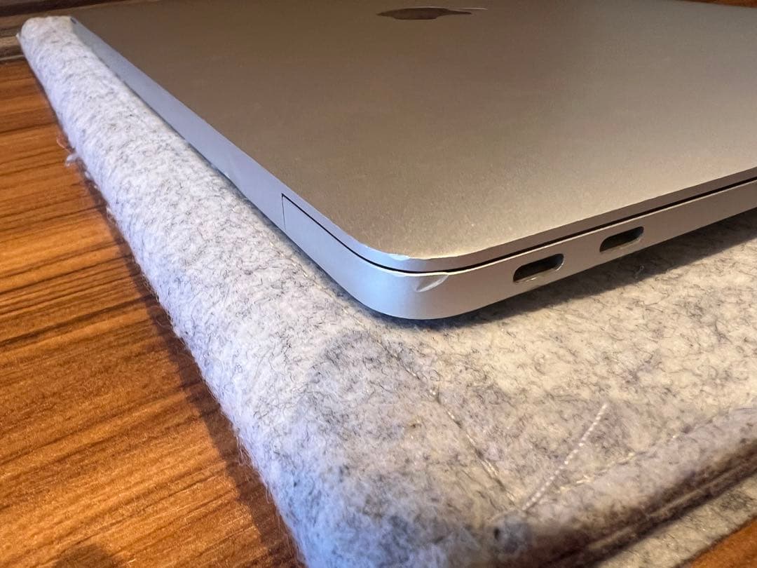 Apple MacBook Air M1 8GB シルバー
