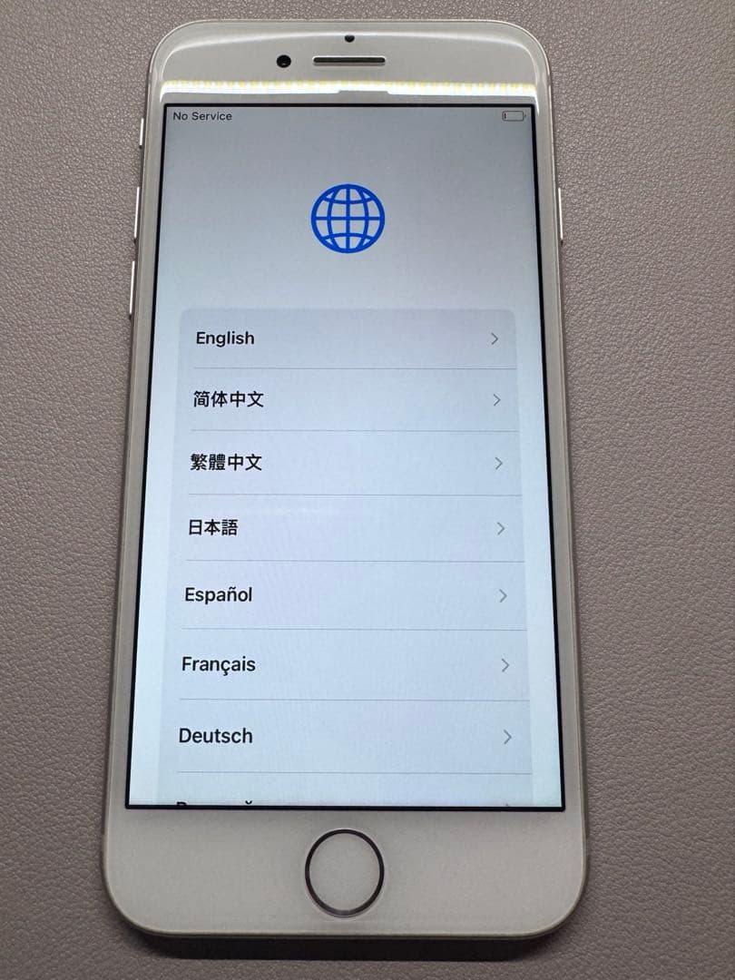 Apple iPhone 8本体 ホワイト　64GB
