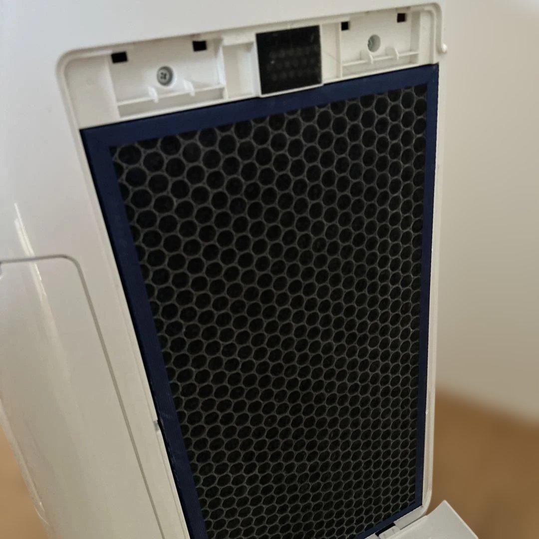 SHARP 空気清浄機 KC-F70-W ホワイト 2019年製