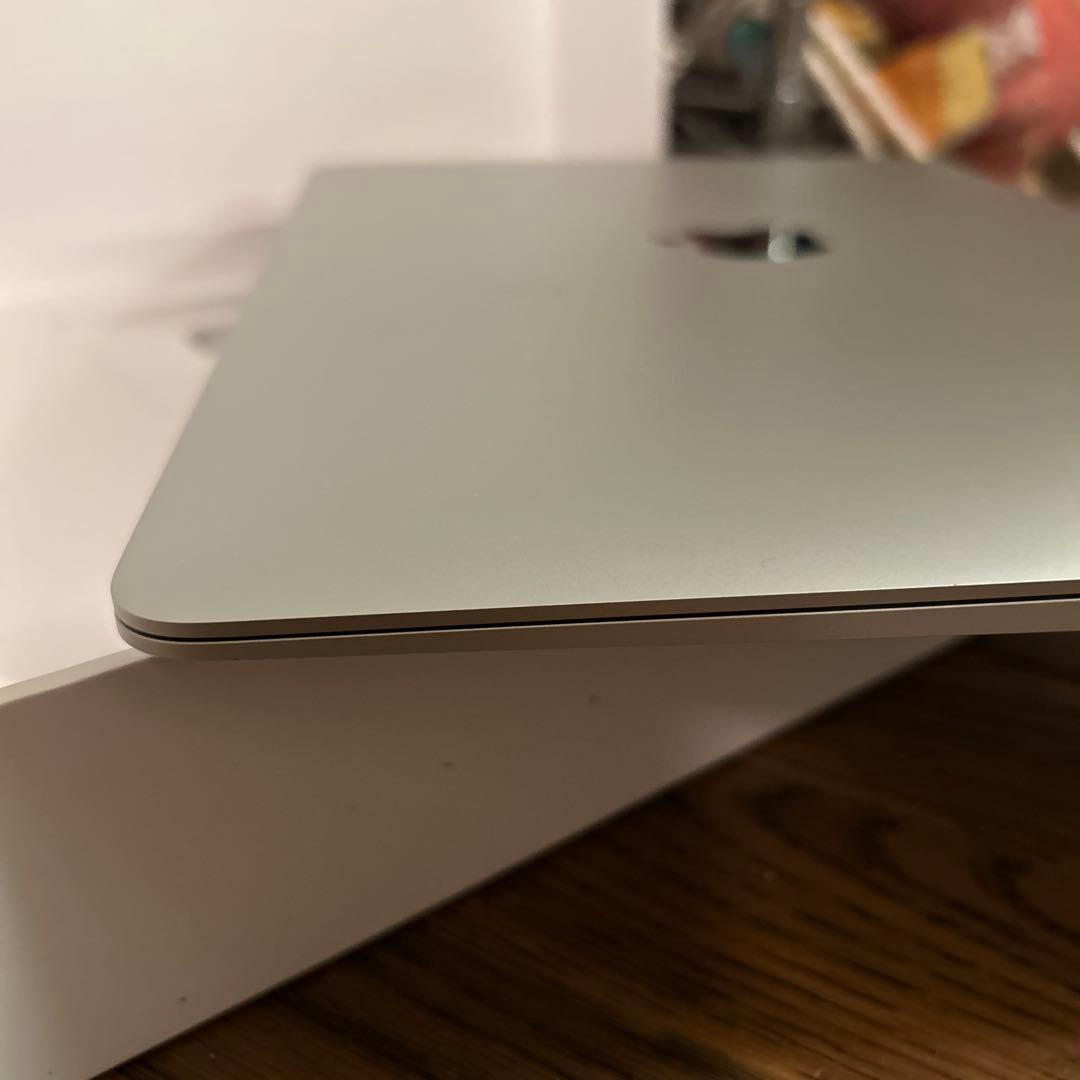 花*島様 早い者勝ち値下げ Apple MacBook 1256GB A2337
