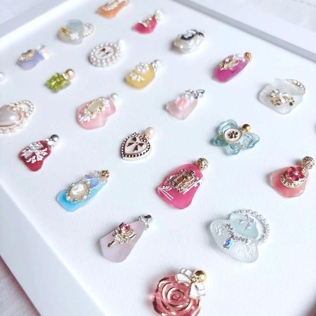 シーグラスアート　１点限定　オシャレ　プリンセス　香水　化粧品　雑貨　インテリア