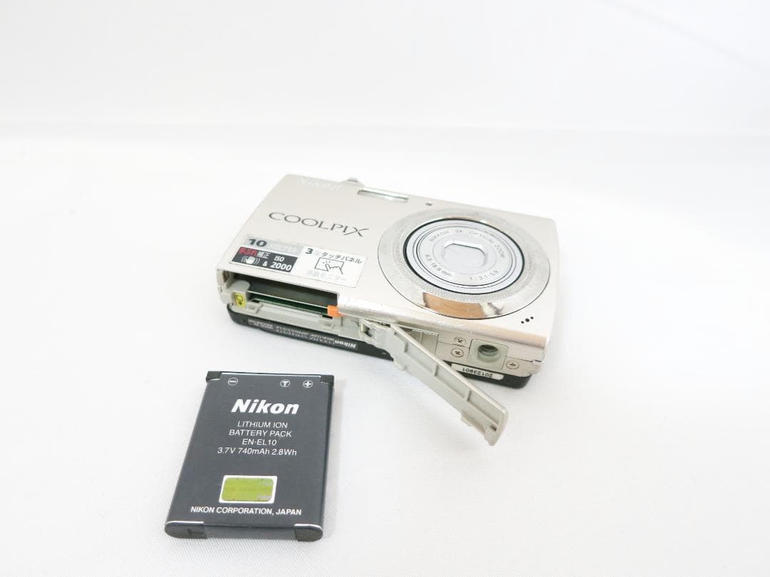 コンパクトデジタルカメラ Nikon COOLPIX S230 シルバー