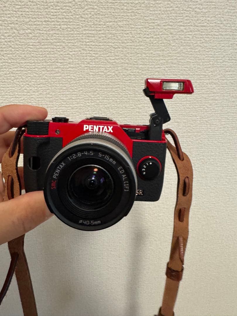 PENTAX Q10 レッド 本体・3つのレンズ・付属品一式 レザーストラップ
