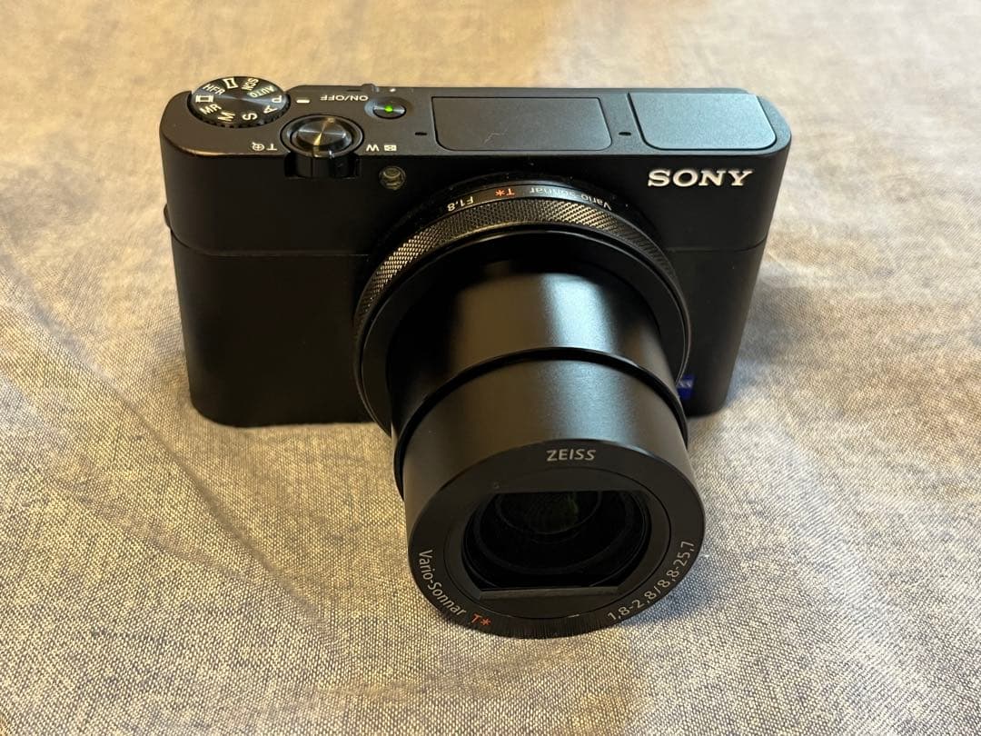 SONY RX100M5A +新品未使用MPK-URX100A