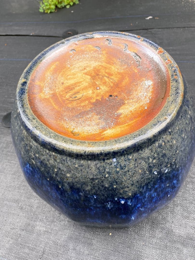 陶器　メダカ鉢・花鉢・火鉢（１３４）