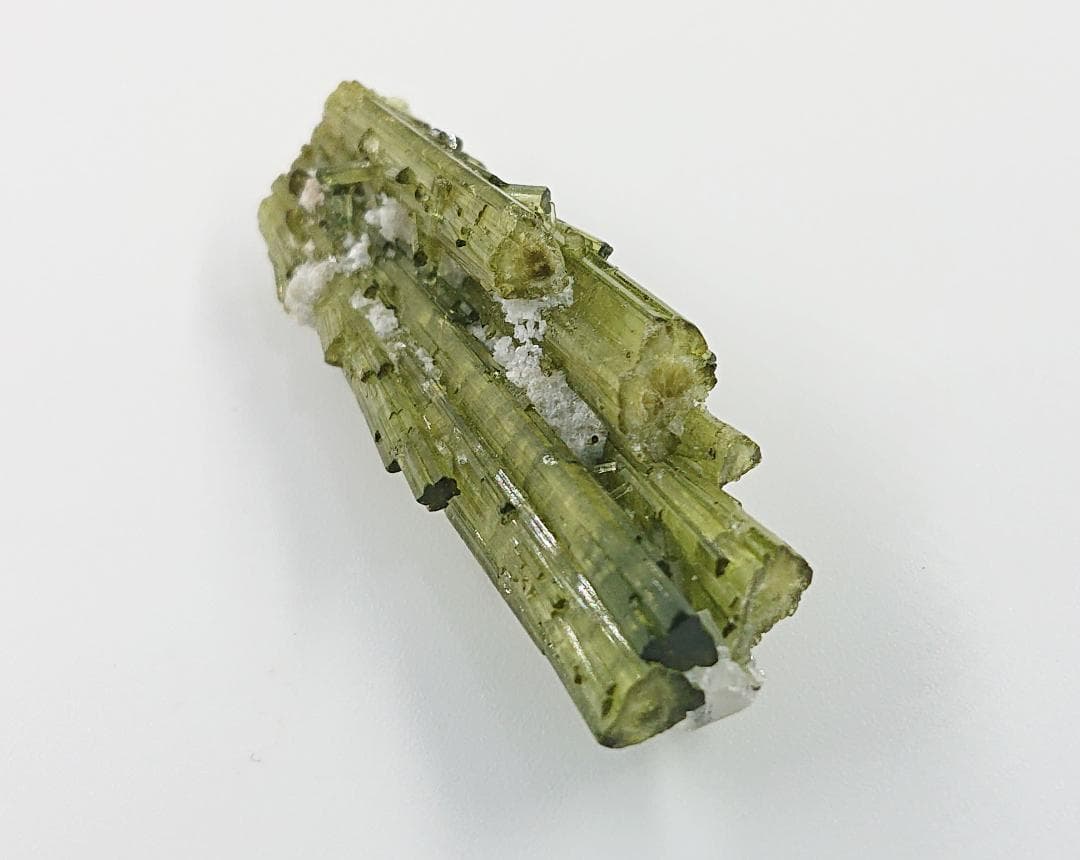 鉱物標本　トルマリン（リチア電気石）