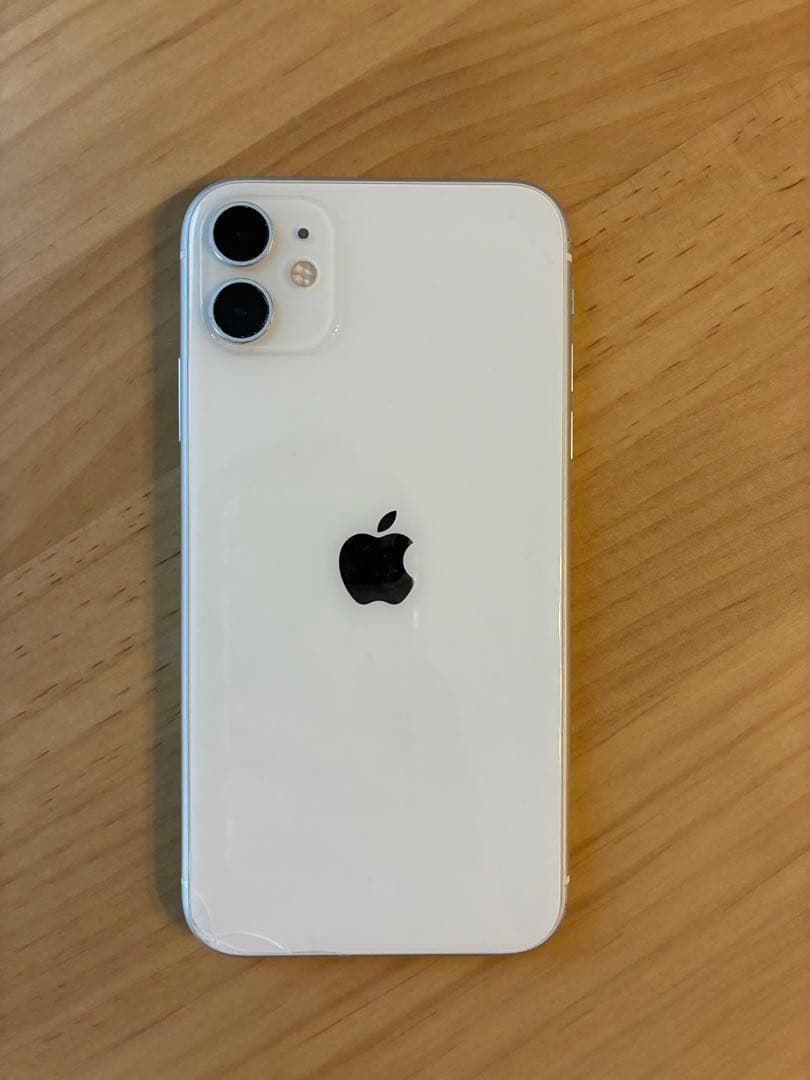 【大幅値下げ】iPhone11 64GB ホワイト 美品