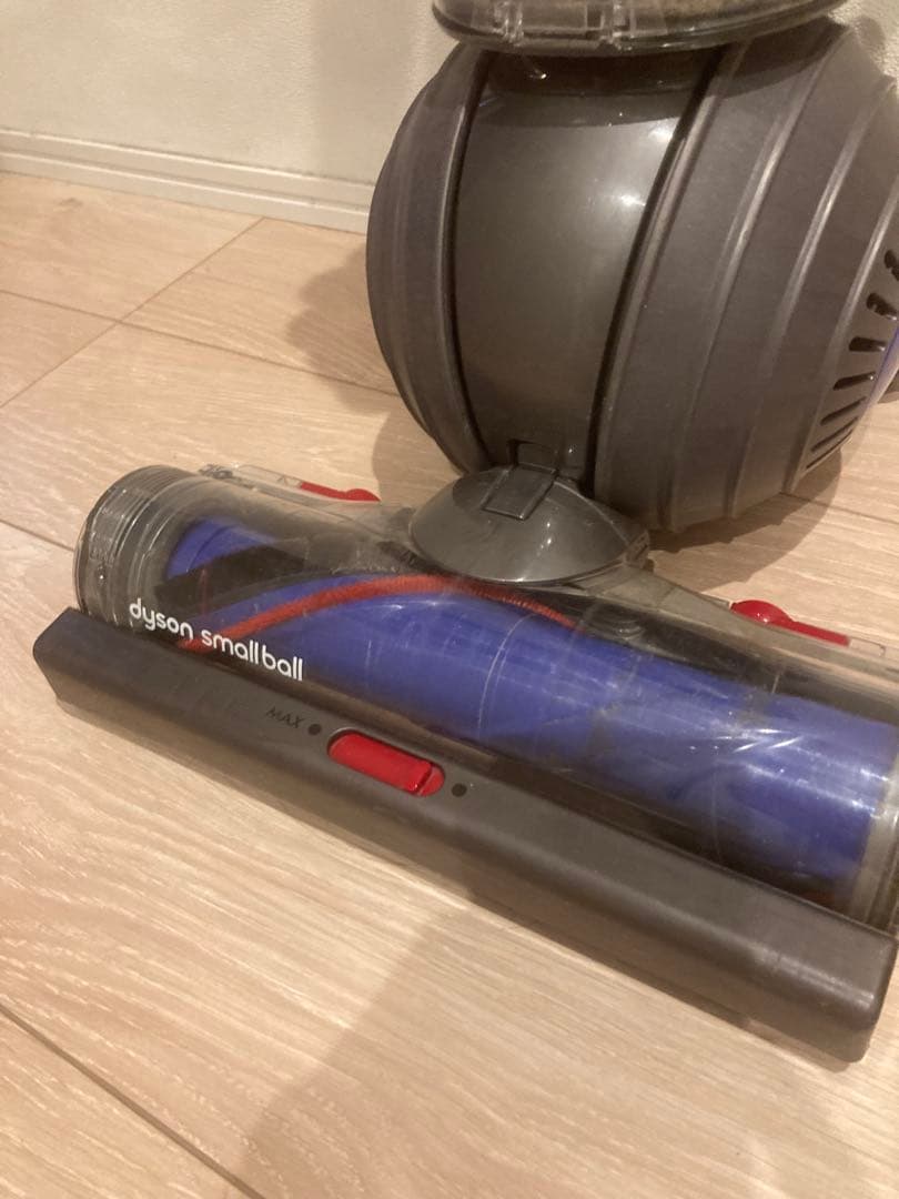 Dyson Small Ball 掃除機　ダイソン