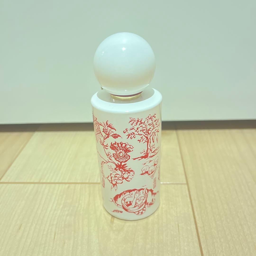 Fatalité 酒池肉林　香水 箱無し