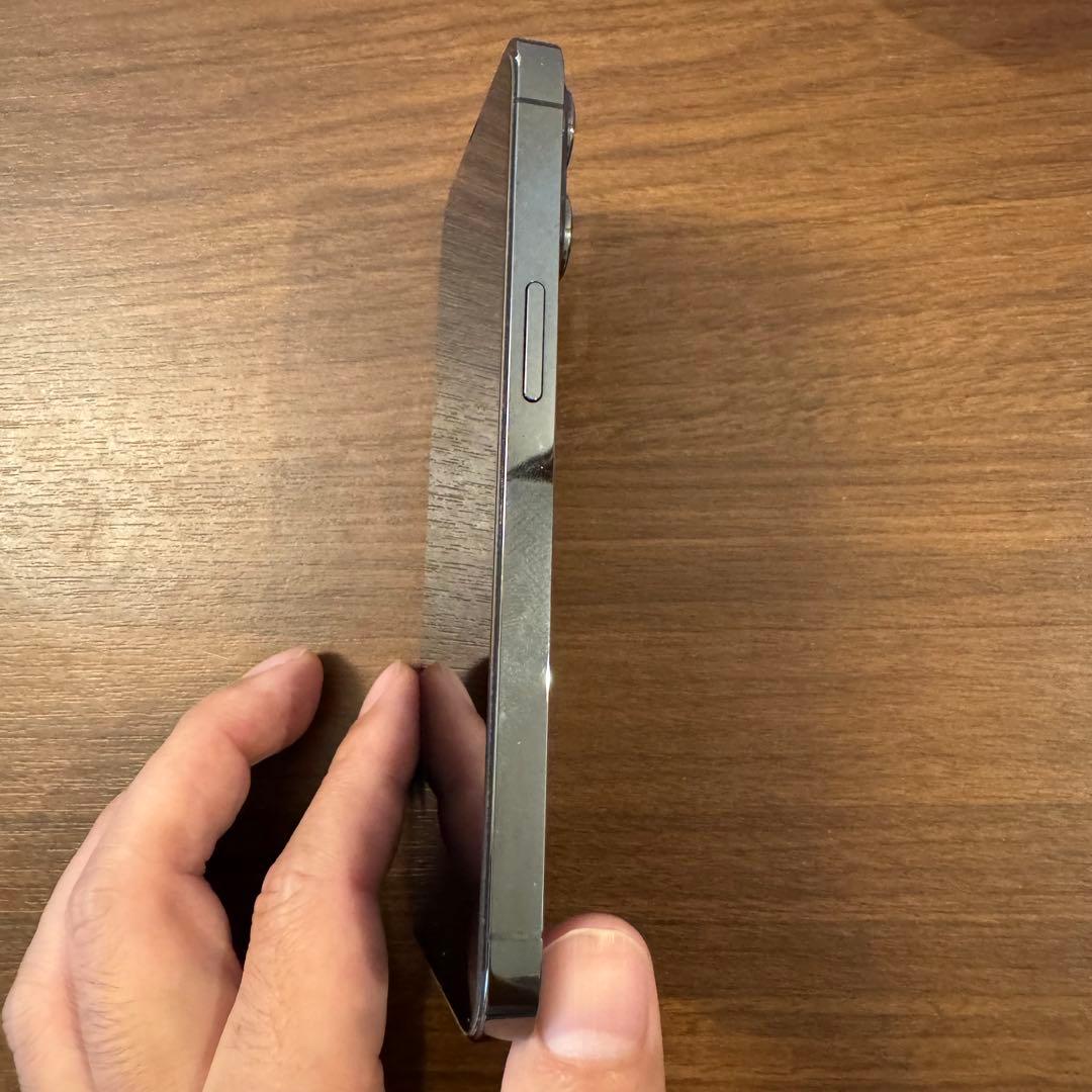 【美品】Apple iPhone 13 Pro グラファイト 256GB