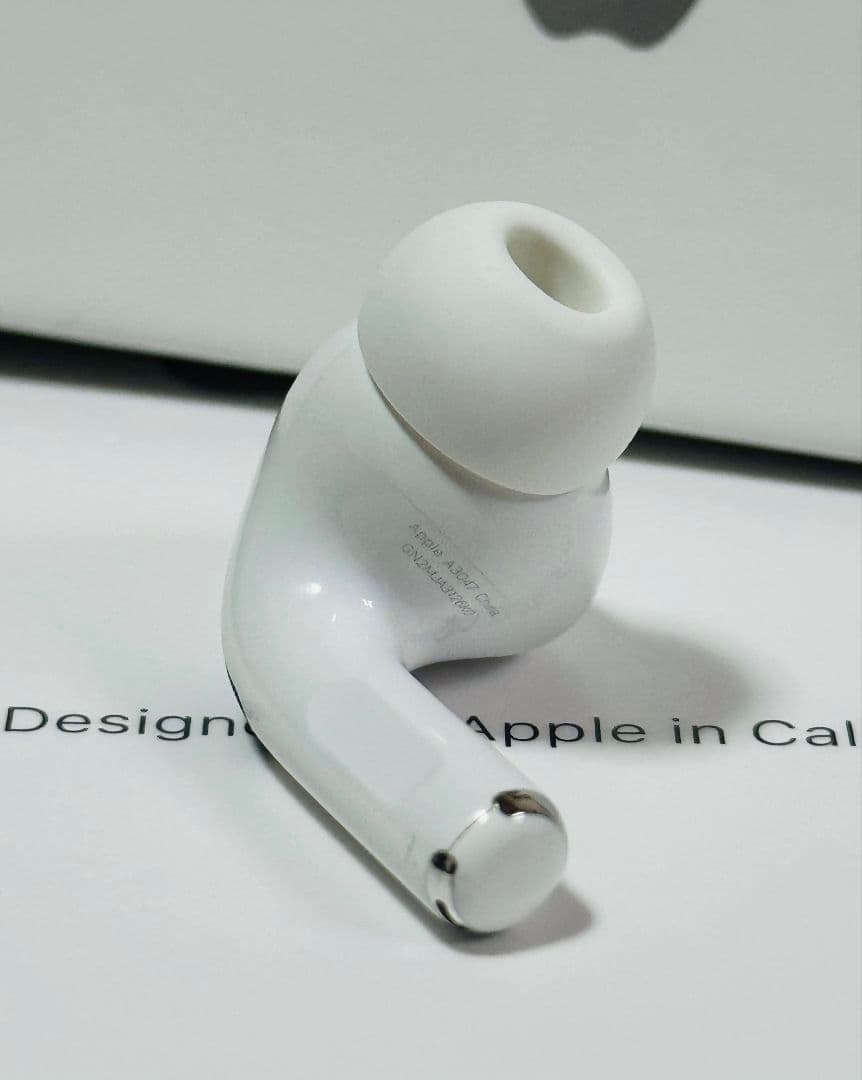 極美品　AirPods Pro 2 第二世代 右耳のみ 片側 A3047 正規品