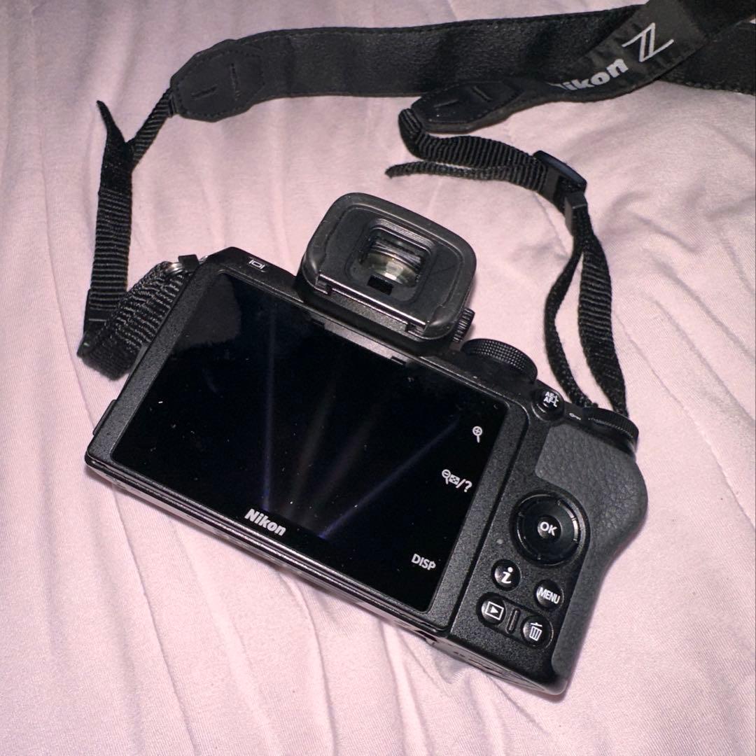 Nikon Z50 ミラーレス一眼　16-50 VRレンズキット