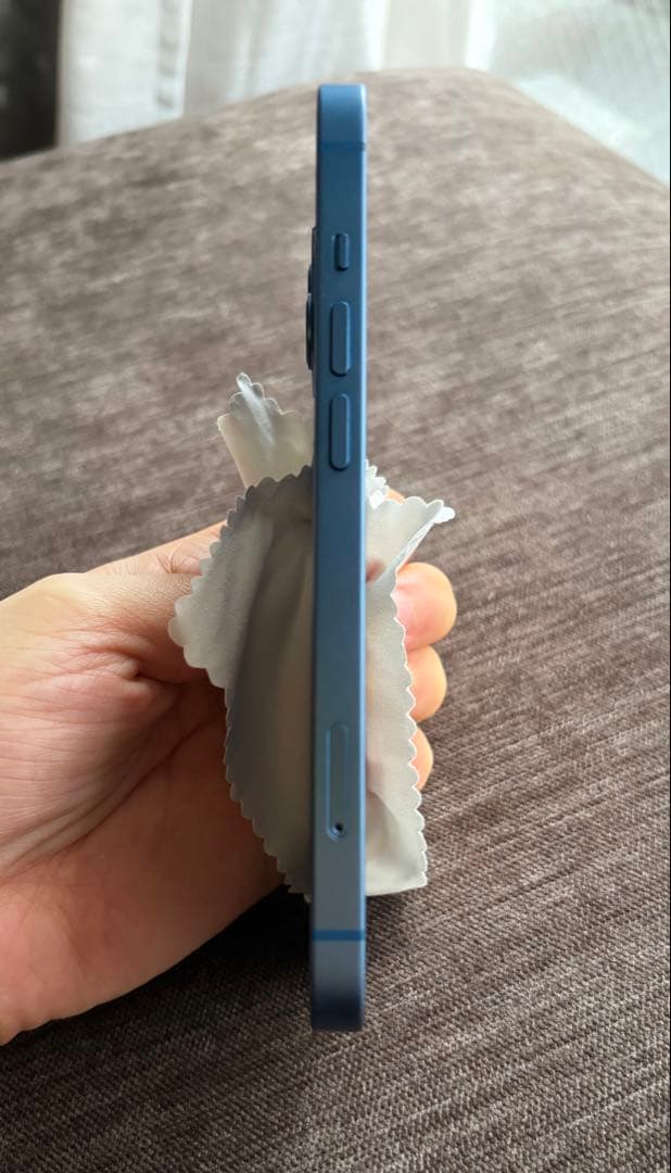 【美品】iPhone13 128GBブルー 本体 Apple