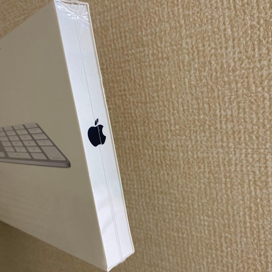 APPLE MAGIC KEYBOARD(テンキーツキ-US)