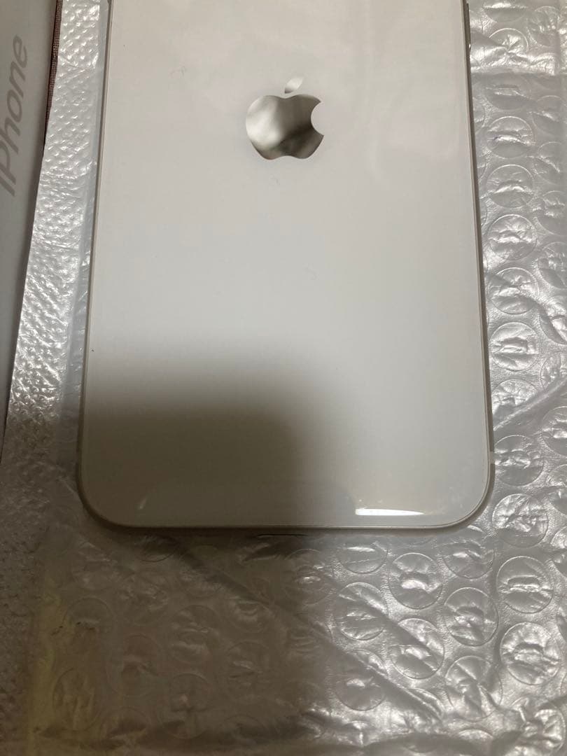 iPhone 128GB SE (第3世代)ホワイト本体 充電ケーブル付き
