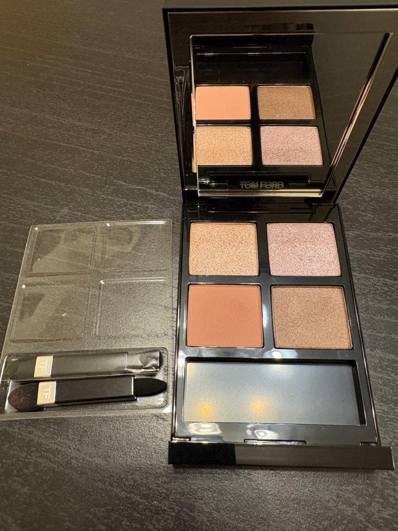 TOM FORD アイカラークォード　メテオリック　27B