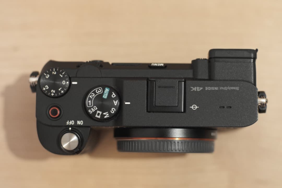 SONY α7C ILCE-7C ボディ [ブラック] ミラーレスカメラ