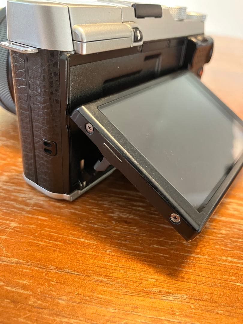 【SALE】稼働品 FUJIFILM X-A1 レンズ 充電器バッテリー２個付