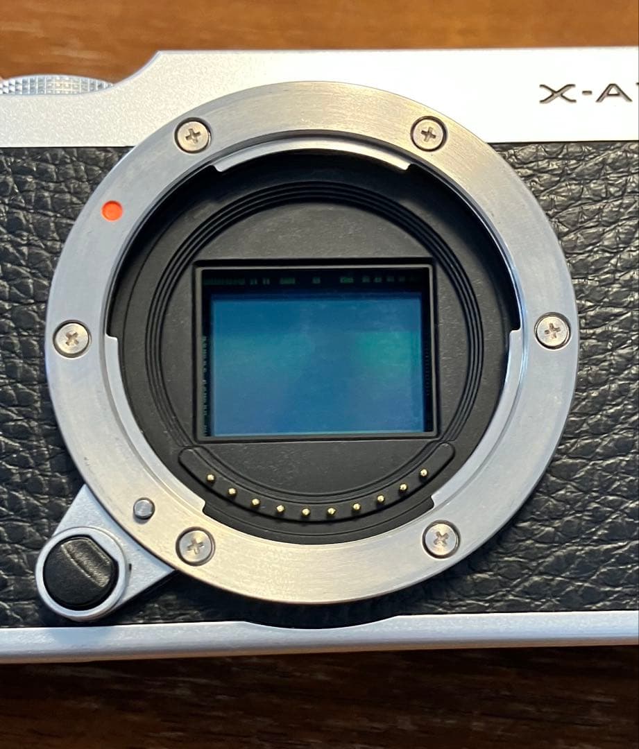 【SALE】稼働品 FUJIFILM X-A1 レンズ 充電器バッテリー２個付