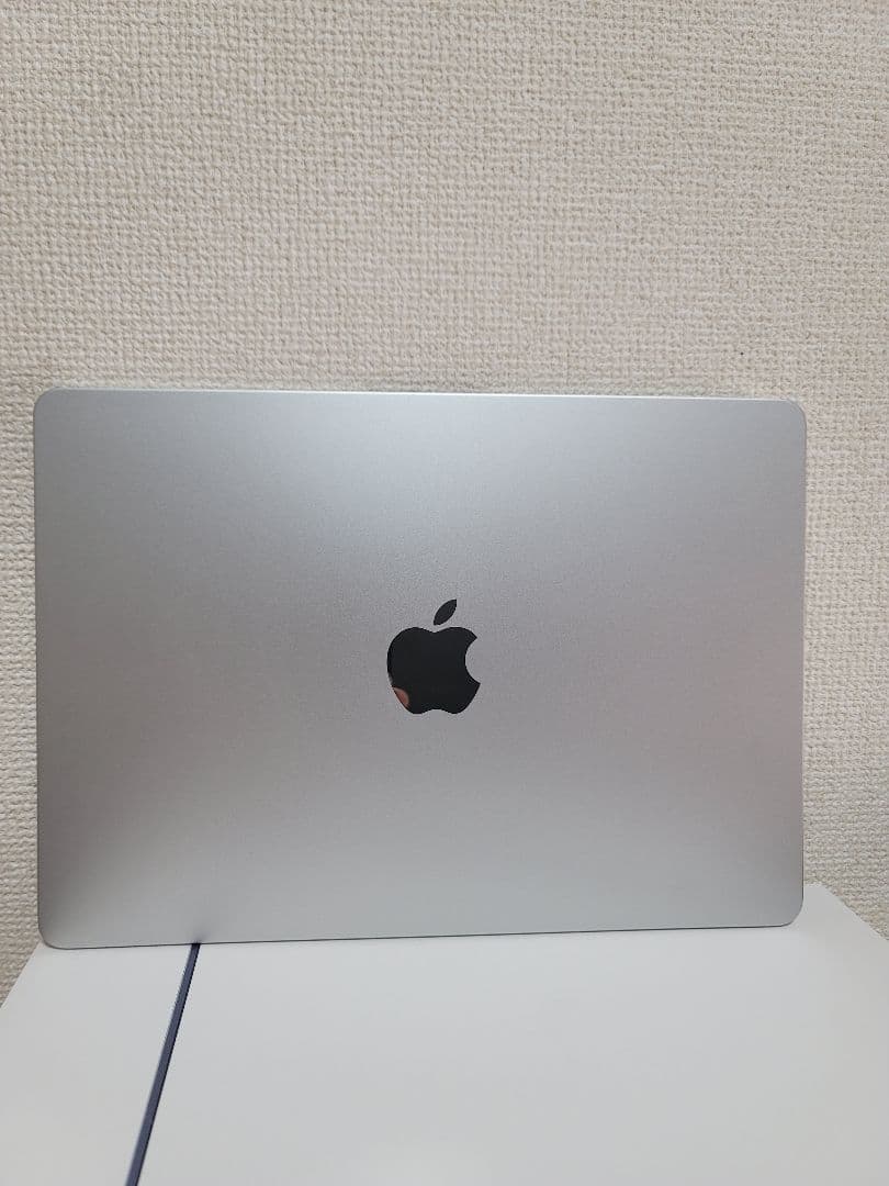 MacBook本体 Macbook Air 2022 M2 8GB/256GB