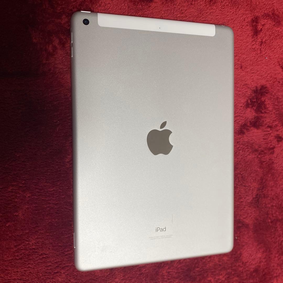 Apple iPad バッテリー残量100%