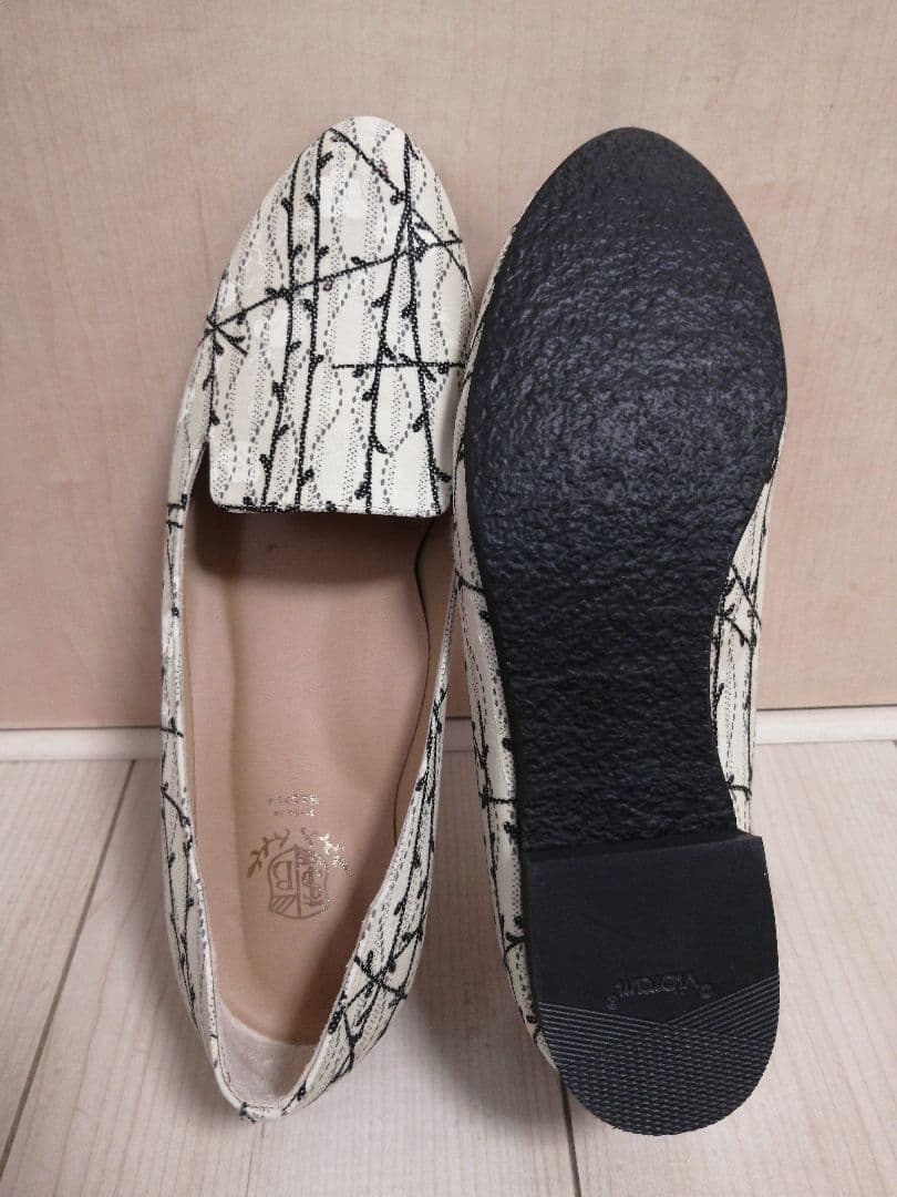 Shoes Bonanza 刺繍パンプス 24.0　ハンドメイド日本製